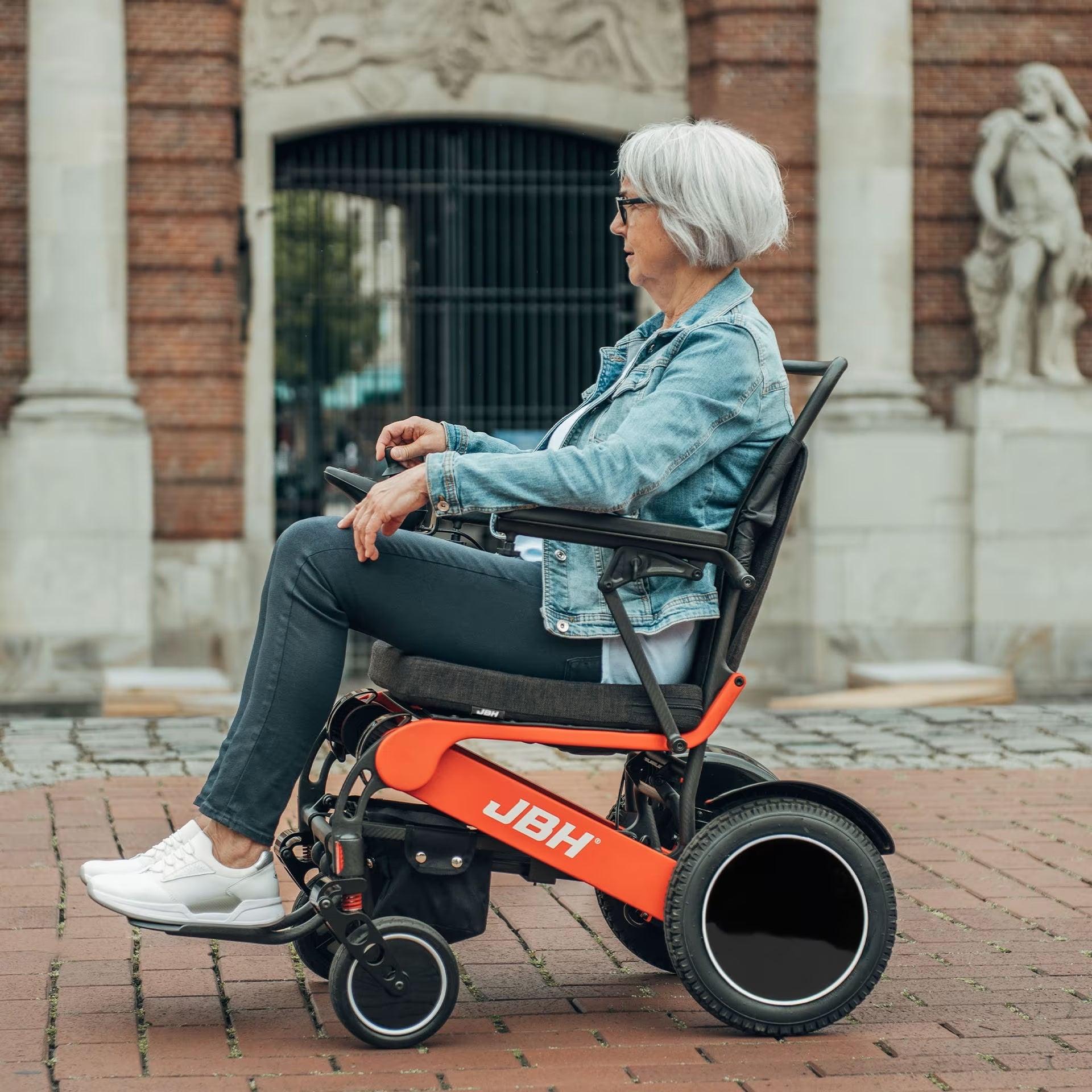 JBH Fully Foldable Carbon Fiber Wheelchair DC03