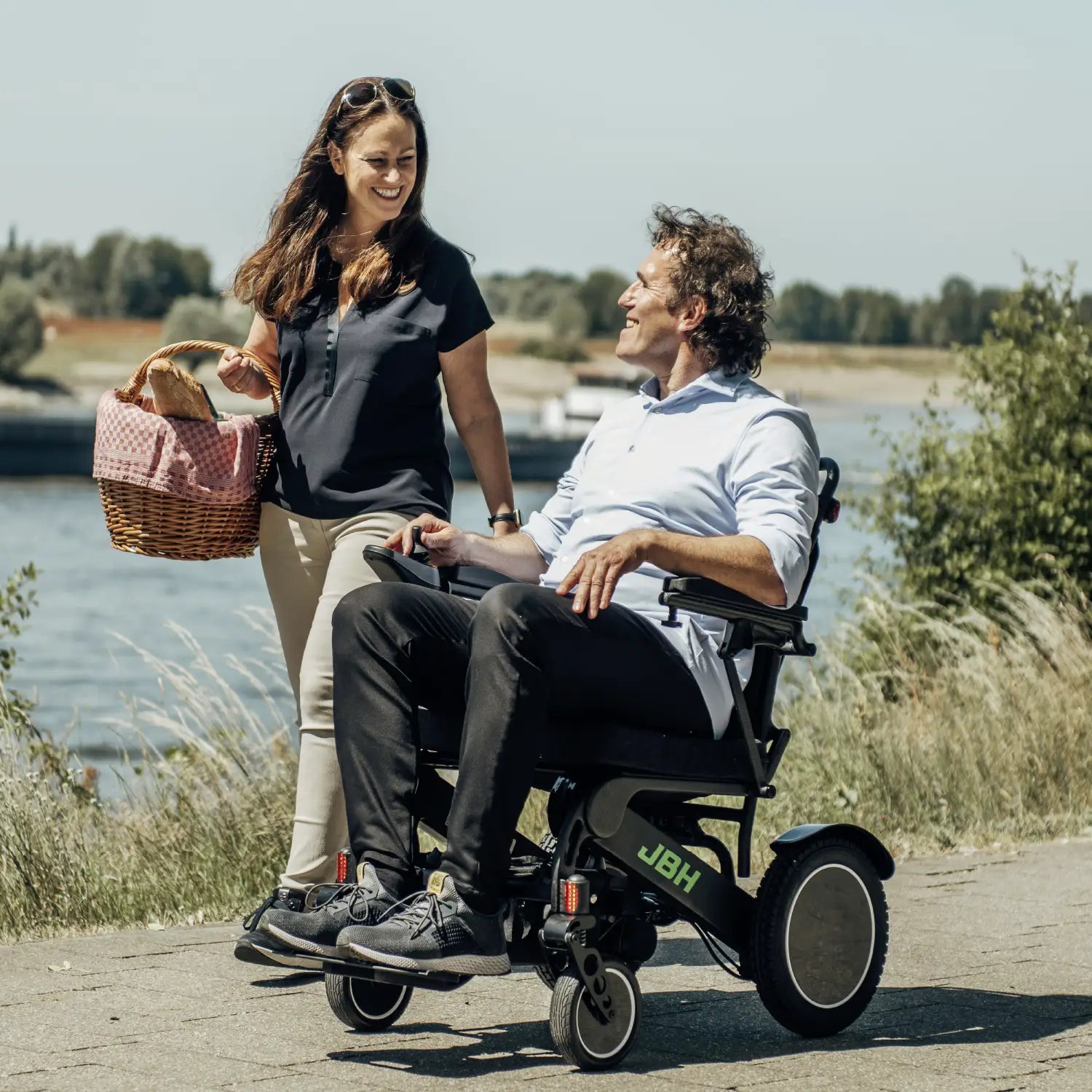 JBH Fully Foldable Carbon Fiber Wheelchair DC03